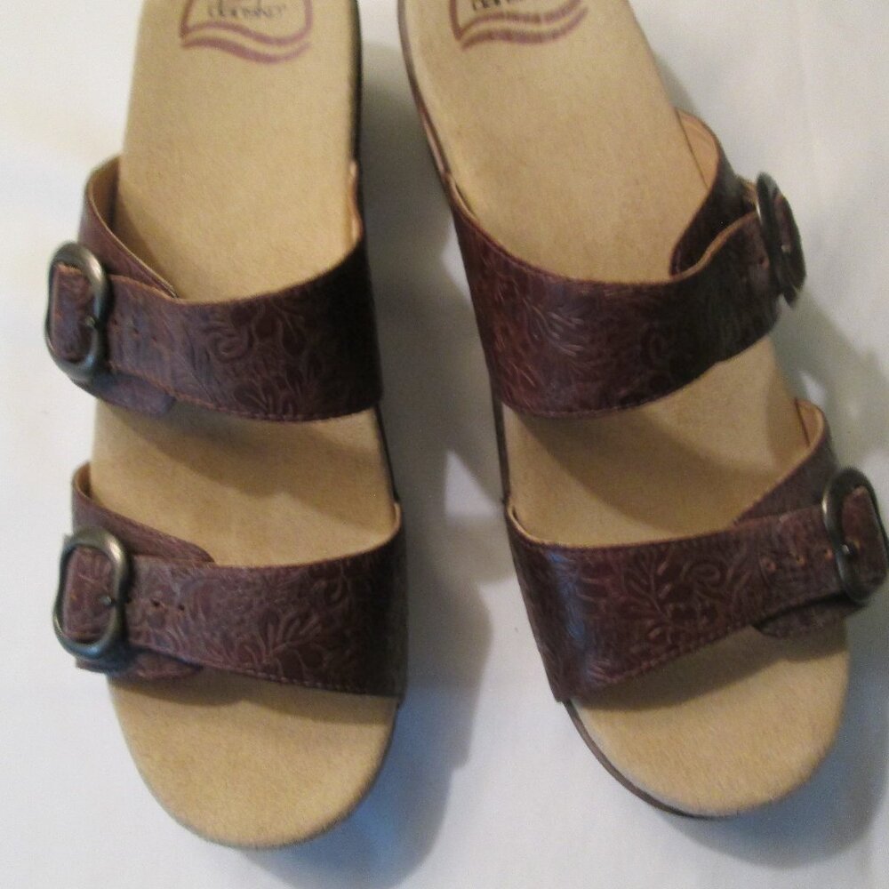 NWOT! Dansko Sophie Sandals, Size 10, Brown 9841537000